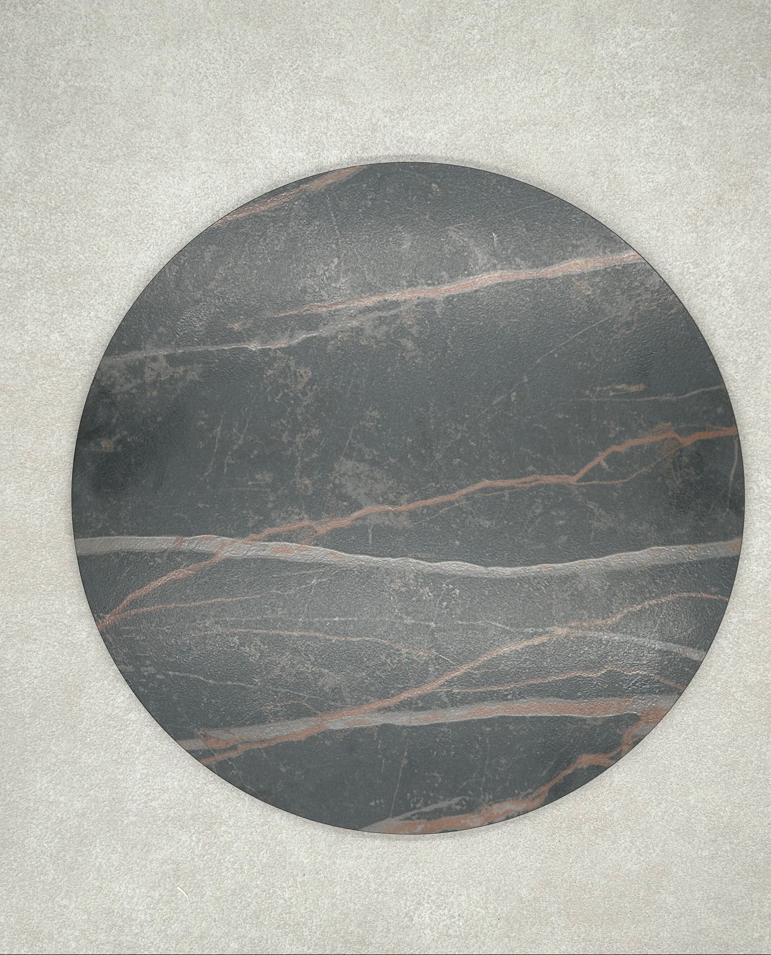 Plato de piedra redondo maxi