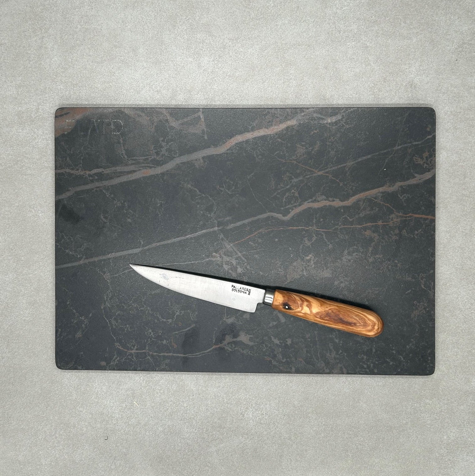 Tabla de piedra Essential