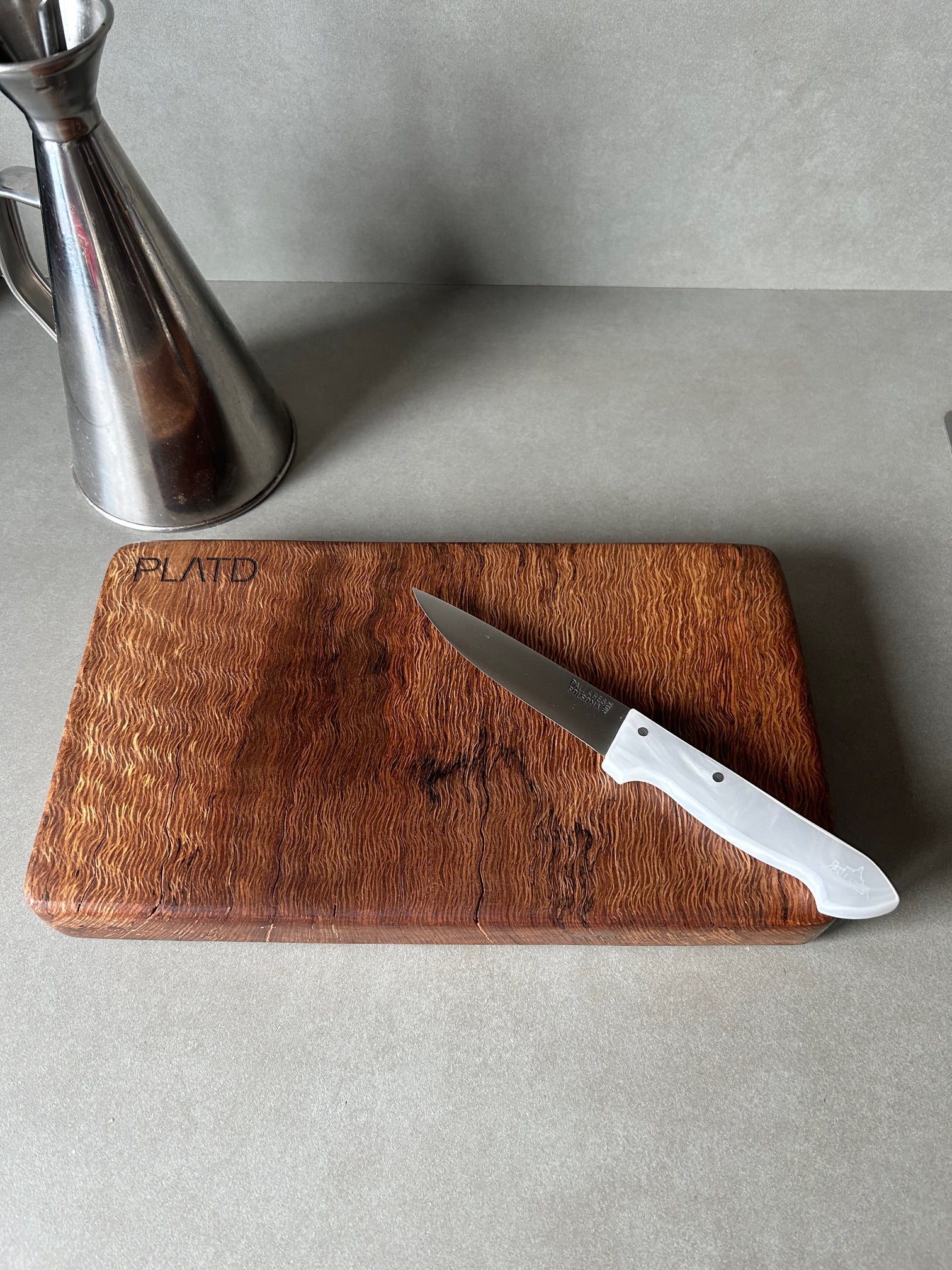 Tabla Artesanal de Encina Maciza | Pieza Única